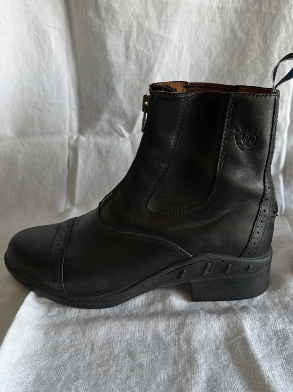 Ariat Black Leather Front-Zip paddock boots with metal zipper - Picture 5 of 8